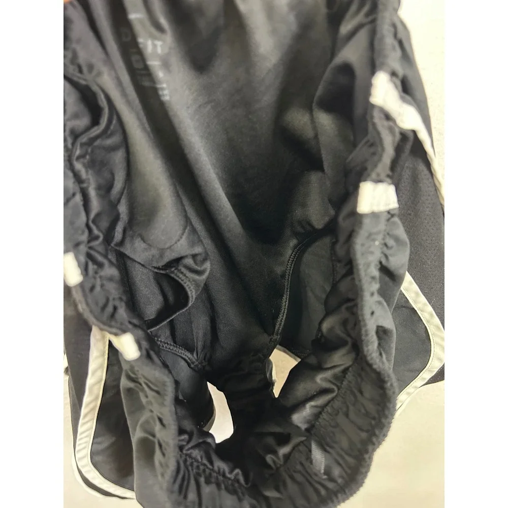 Athletic Gymcore Nike Women M Black White‎ Dri-FIT Tempo Running Shorts